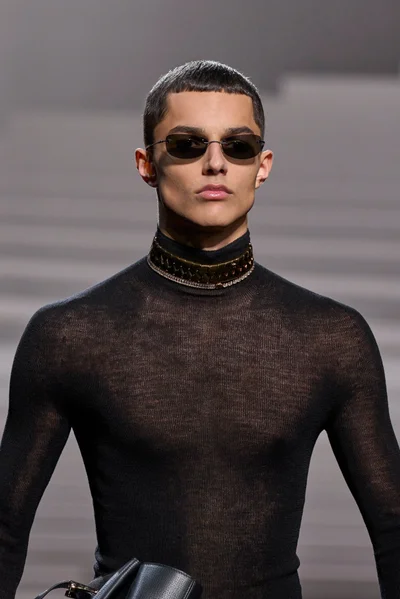 Look 60